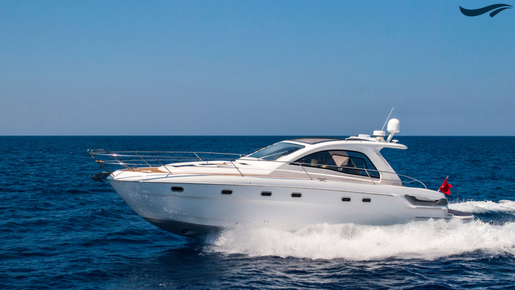 cruiser boat on blue ocean water